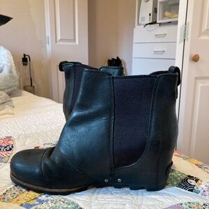 Sorel Evie Black Leather Bootie Pull-On Ankle Boots sz 9